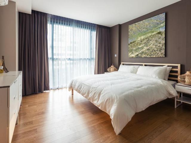 3 PIÈCES offrant 64 m² de surface privative / Balcon / Parking