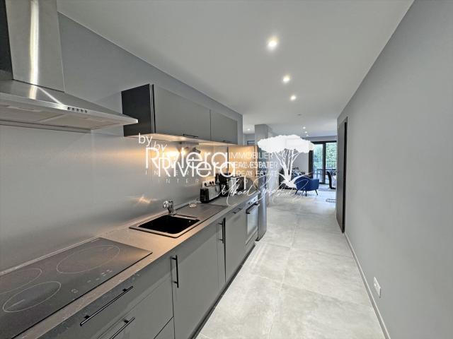 3 Pieces Renove Avec Piscine Au Coeur De La Residence ! 68m² Cavalaire sur Mer