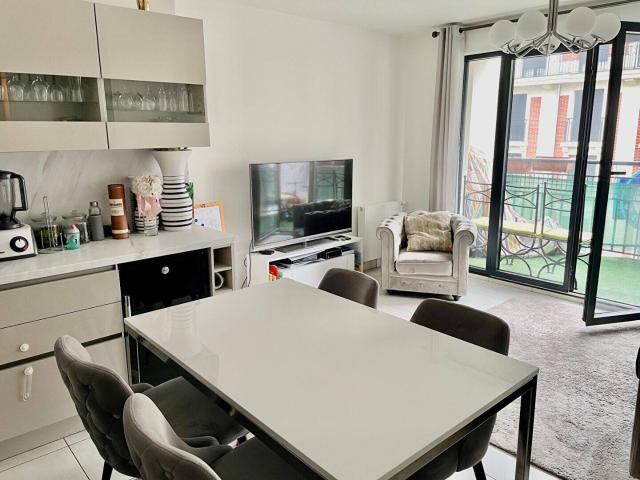 3 PIECES RESIDENCE DE STANDING