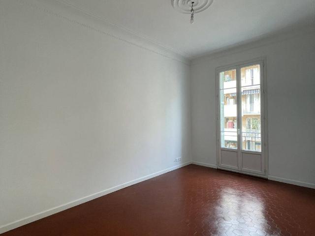 3 PIÈCES RUE SCALIÉRO