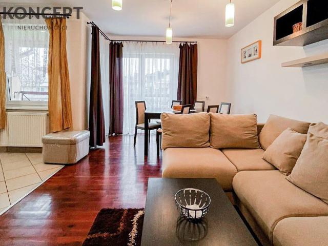3 pok | 2 poziomowe | Balkon | Fabryczna