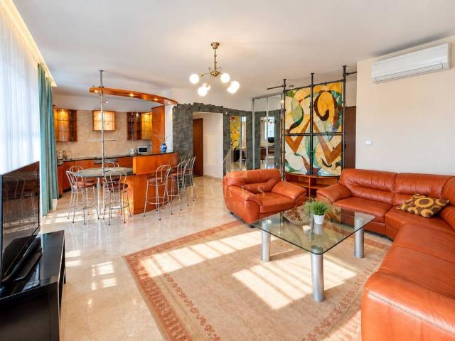 3 pokoje | 89,5 m²| Klimatyzacja | Garaż | Mokotów