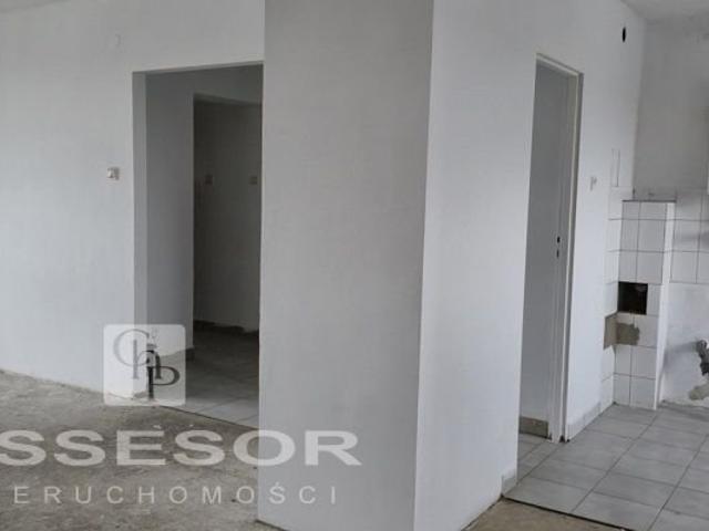 3 pokoje w centrum Kalisza z balkonem i potencjałem remontu