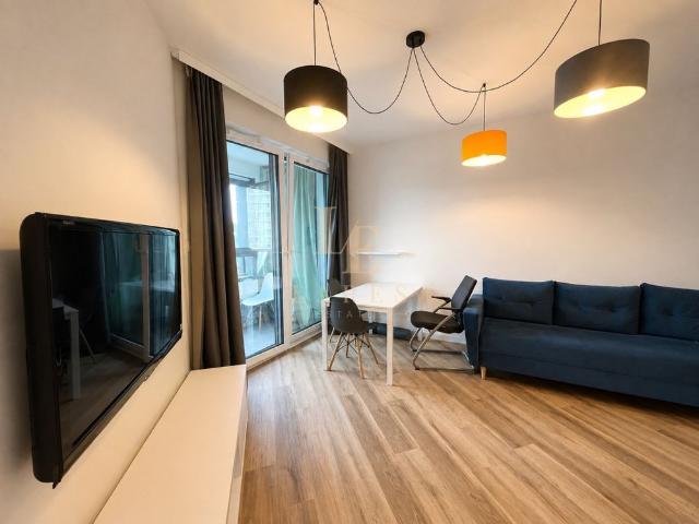 3 pokoje | Blisko metra | Loggia | 2 łazienki