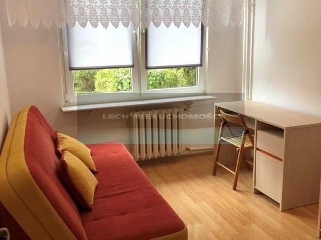 3 pokojowe mieszkanie 54,81 m² z balkonem i piwnicą w spokojnej okolicy