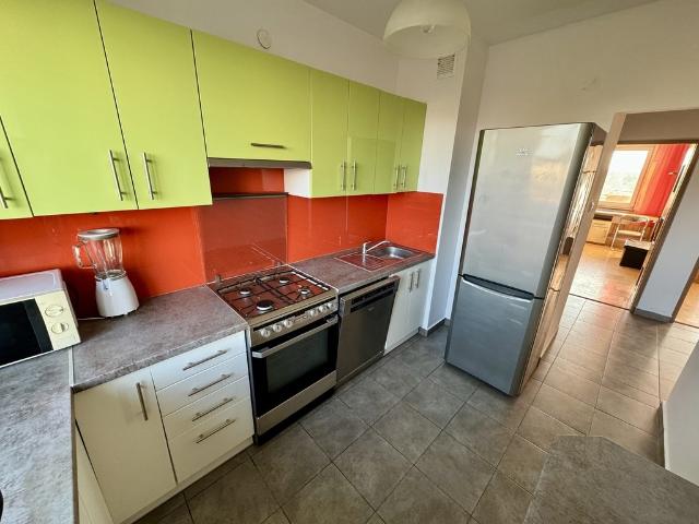 3 pokojowe mieszkanie z najemcami, balkon, parking