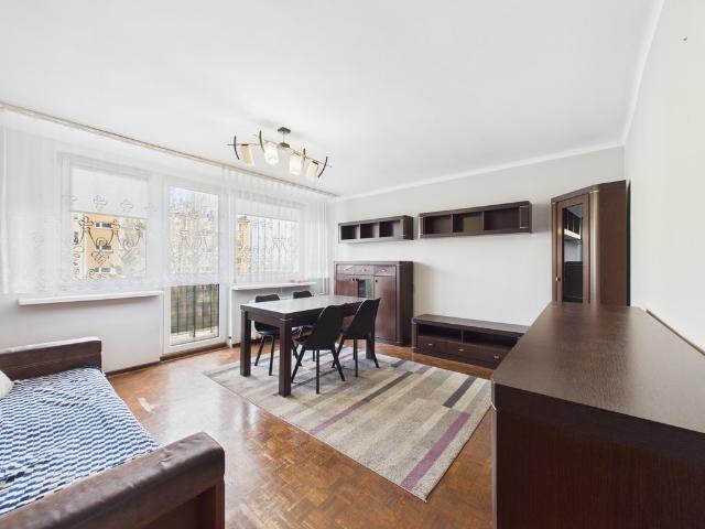 3 pokojowe mieszkanie 59,5 m² z balkonem i piwnicą polecam!