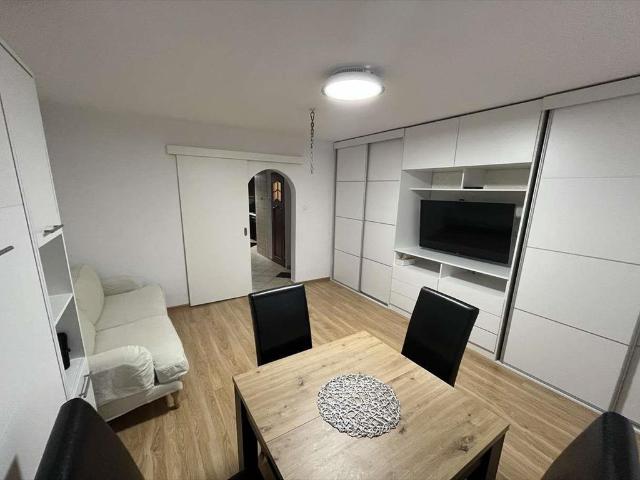 3 pokojowe mieszkanie 61,7 m² Rejtana, Leszno z balkonem