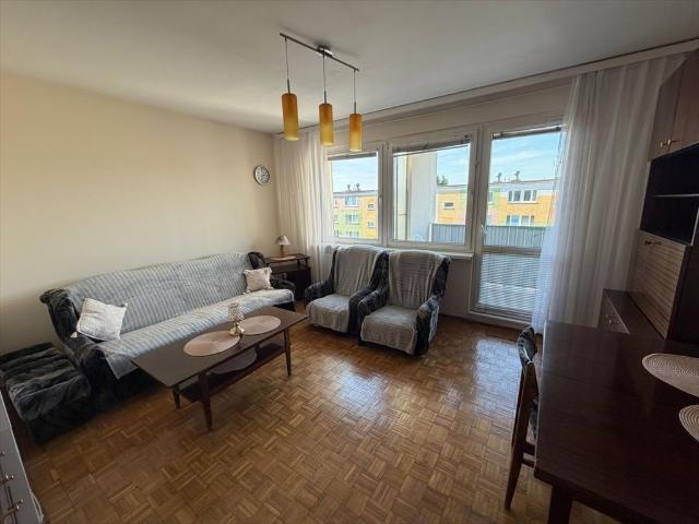 3 pokojowe mieszkanie 61 m² z balkonem i piwnicą