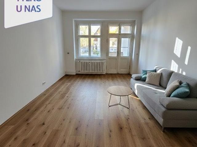 3 pokojowe mieszkanie do remontu z balkonem i dużą piwnicą