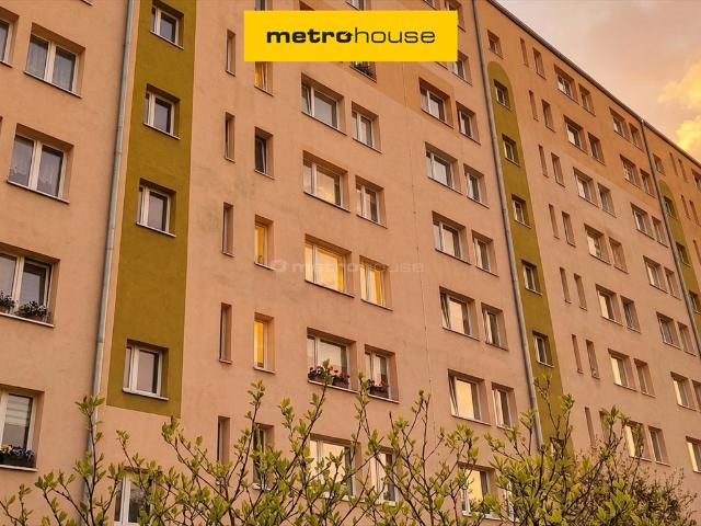 Do sprzedania przestronne 3 pokojowe mieszkanie 57 m² w Łodzi