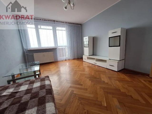 3 pokojowe mieszkanie z balkonem