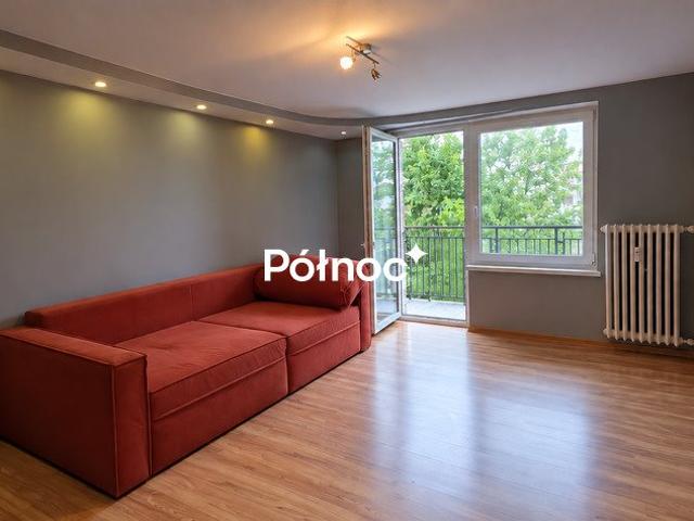 3 pokojowe mieszkanie z balkonem blisko centrum Ozimka polecam!