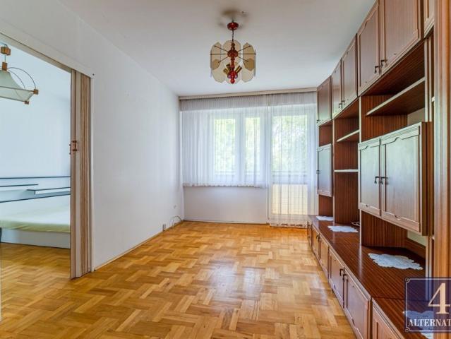 3 pokojowe mieszkanie z dużą loggią i pełną infrastrukturą polecam!