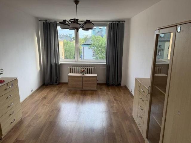 3 pokojowe mieszkanie 60m² z parkingiem polecam
