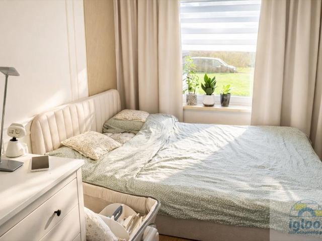 Na sprzedaż przestronne 3 pokojowe mieszkanie z ogródkiem i garażem