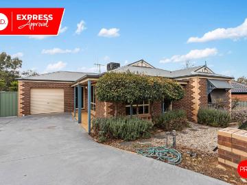 3 Poorinda Crescent, KANGAROO FLAT VIC 3555