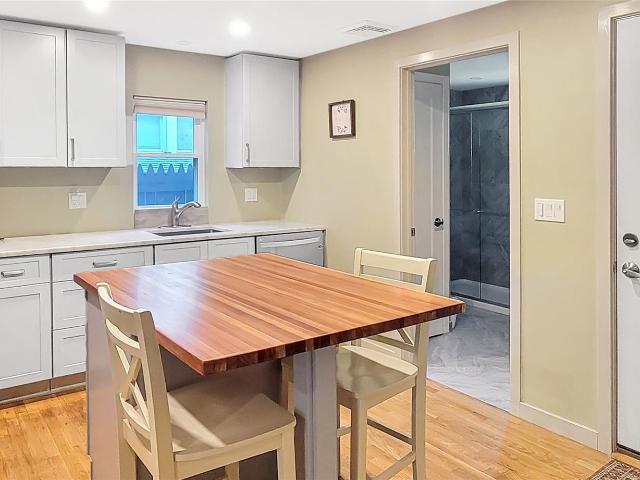 3 Preston Place