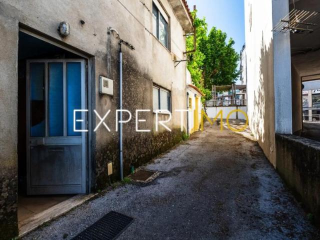 3 quarto, União das freguesias de Lousã e Vilarinho Coimbra 103154166