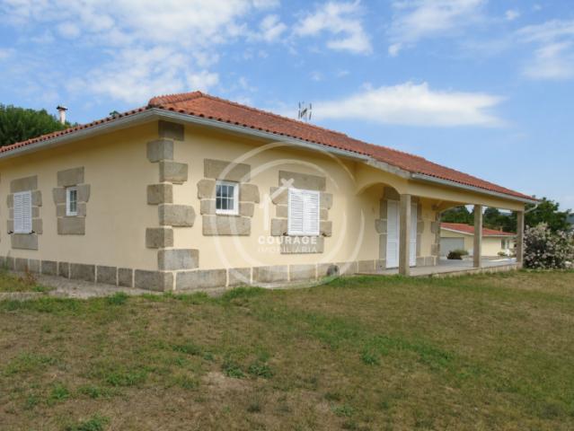 3 quarto, Viana do Castelo Paredes de Coura 4940 104753210