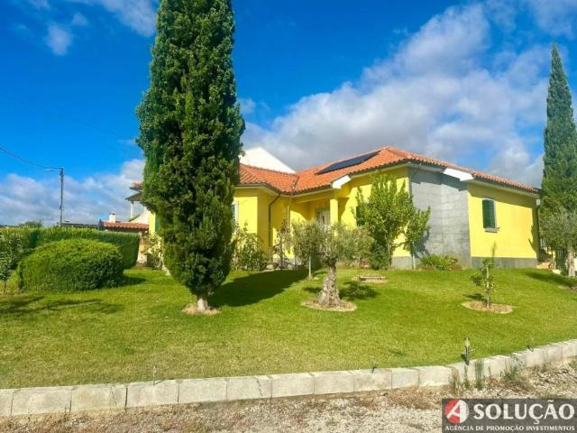 3 quarto, Bragança Vila Flor 5360 105248999