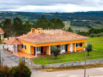 3 quarto, Leiria Caldas da Rainha 2500 100228593
