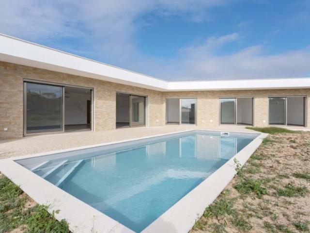 3 quarto, Leiria Portugal 101399309