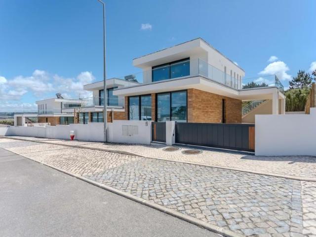 3 quarto, Leiria Portugal LS102522246