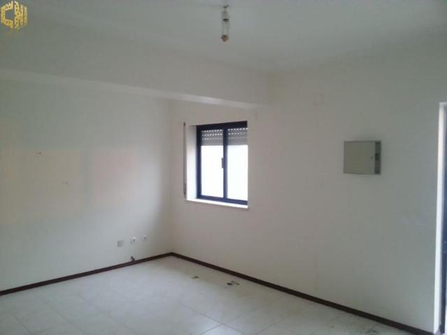 3 quarto, Leiria Peniche 2520 96583237
