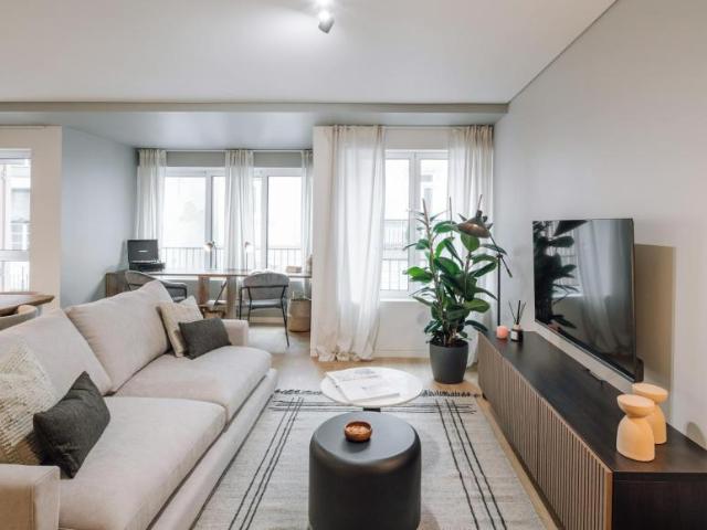 3 quarto, Lisbon Lisbon 1250 107 101512803