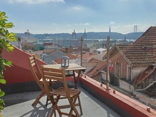 3 quarto, Lisbon Lisbon 1300 102054608