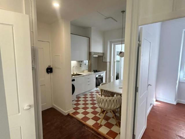 3 quarto, Lisbon Lisbon 1300 102273473