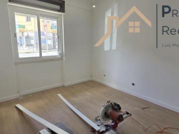 3 quarto, Lisboa Amadora 2650 100008627