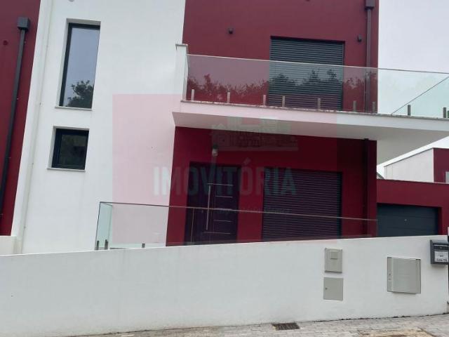 3 quarto, Lisboa Loures 2670 106031286