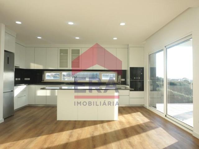 3 quarto, Lourinhã Lourinhã 97053300