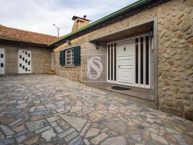 3 quarto, Paredes Porto 94668698