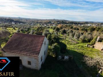 3 quarto, Santarém Ferreira do Zêzere 2240 98918550