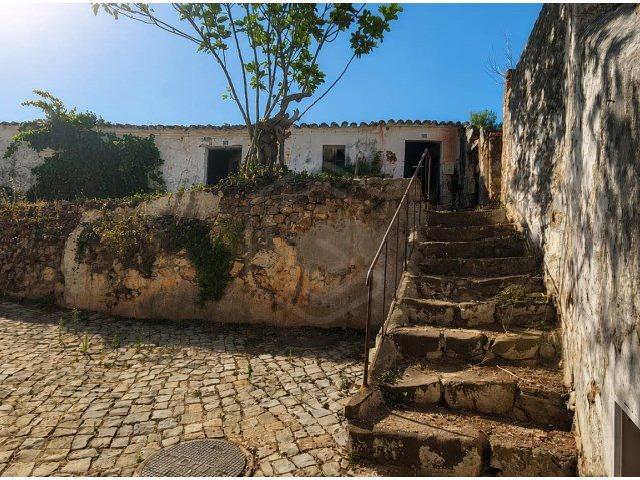 3 Ruinas para recuperar no centro de Santa Catarina, Tavira 253m² Santa Catarina Da Fonte Do Bispo