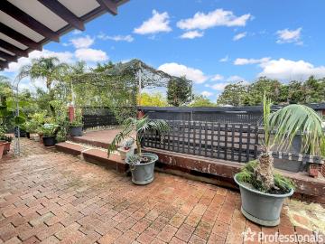 3 Rustic CloseBallajura WA 6066, Australia