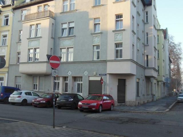 3 RW mit 2 Balkonen im 2.OG im Zentrum von Gera zu vermieten!