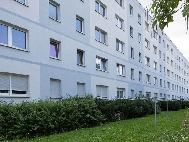 3 RW mit Badewanne und Balkon / kautionsfrei / ab 01.11.2026