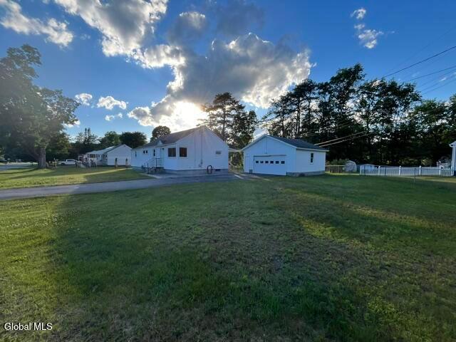 3 Ryder Avenue
