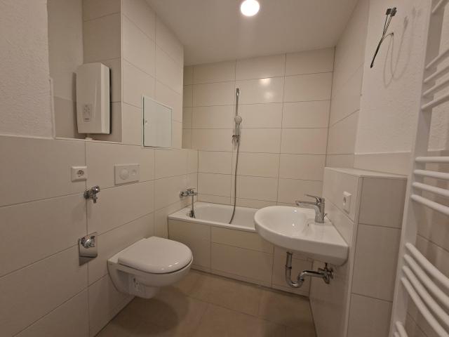 3 Raumwohnung mit Wanne und Balkon im Kappler Stadtgarten