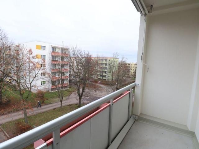 3 Raumwohnung mit Balkon