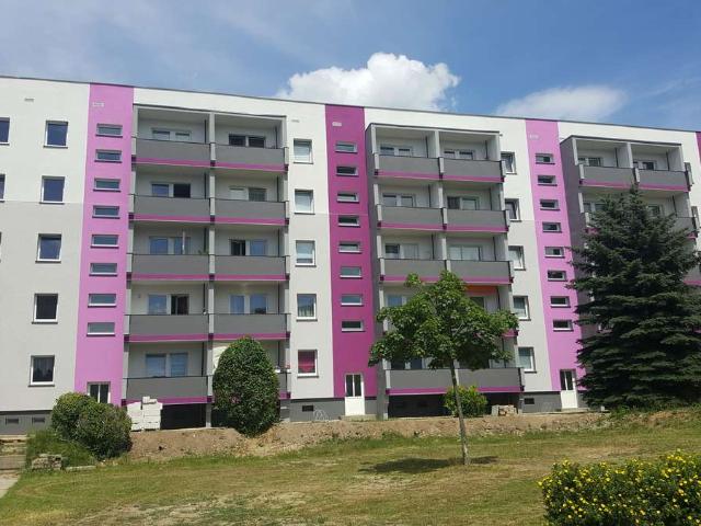 3 Raumwohnung mit Balkon und Einbauküche