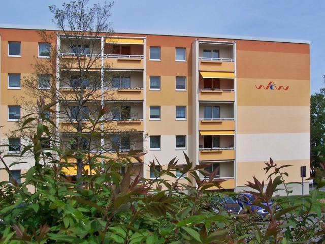 3 Raumwohnung mit Dusche und Aufzug
