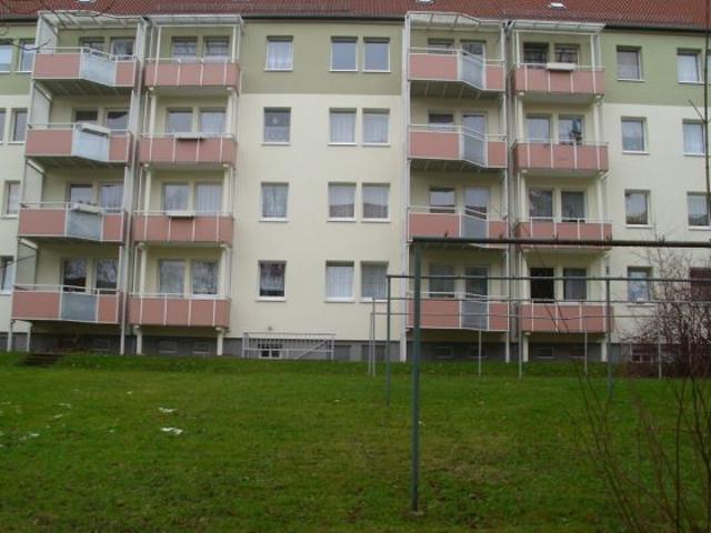 3 Raumwohnung mit Kinderzimmer und Balkon