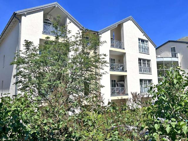 3 Raum Appartment mit sonniger Loggia und Tiefgarage, nur 100 m vom Strand
