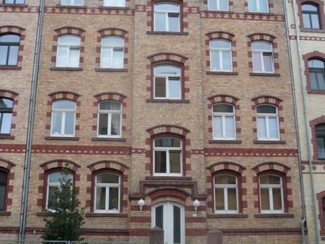 3 Raum Dachgeschosswohnung in der südlichen Innenstadt