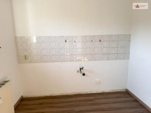 3 Raum Erdgeschosswohnung mit Balkon und Stellplatz im Herzog Georg Ring!